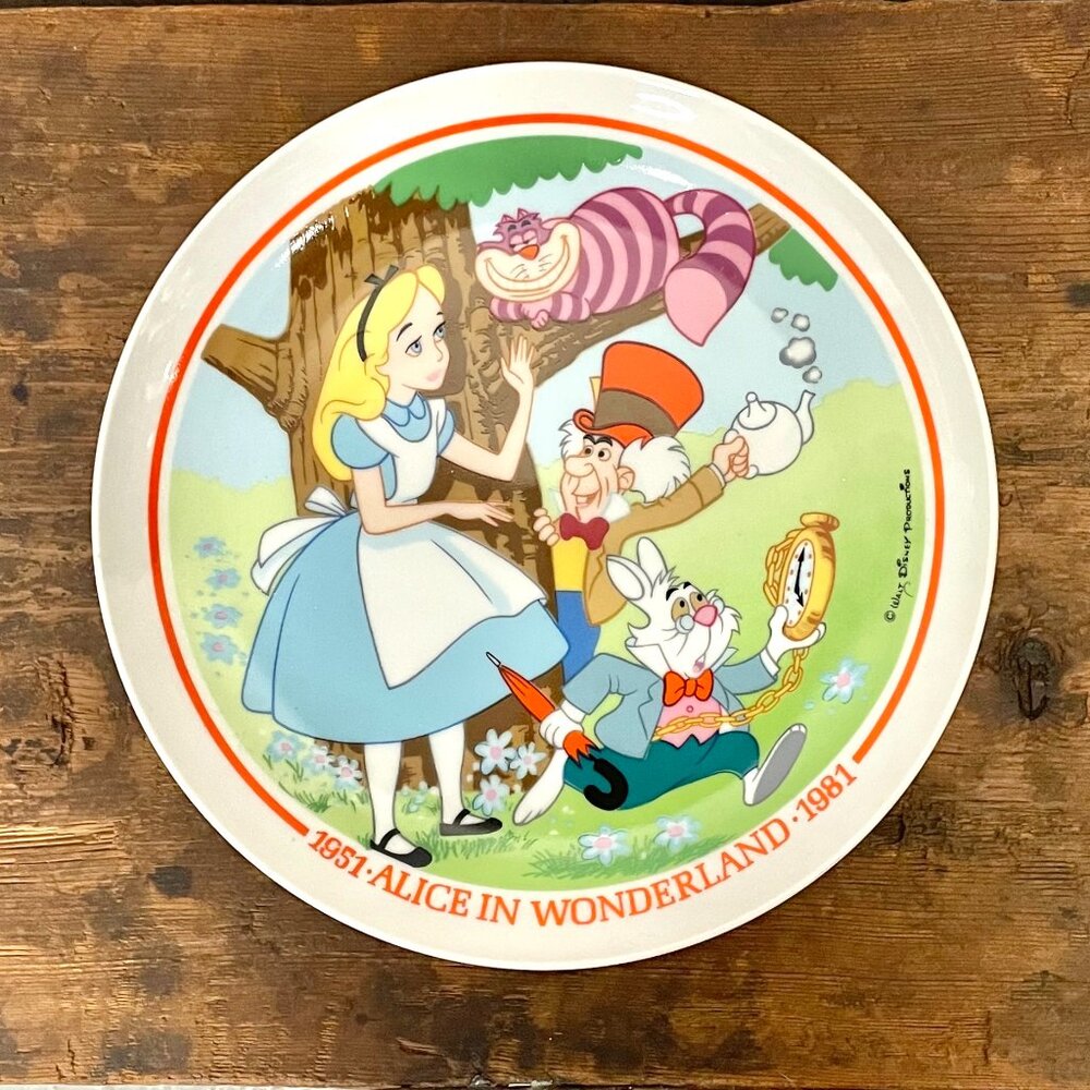 Alice in Wonderland Disney Collectible Plate